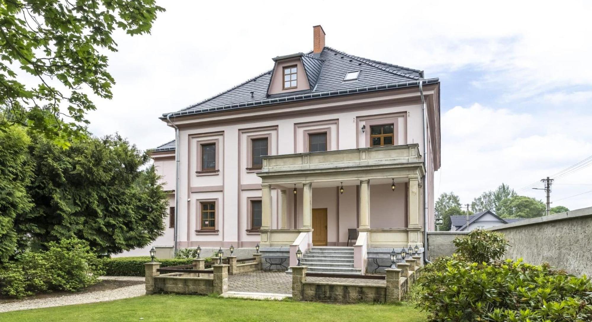 Hotel Zamecek Raspenava Exterior photo